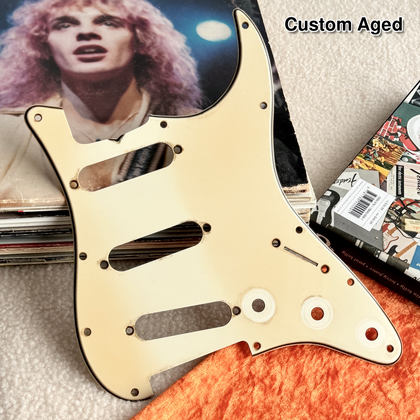 1964 Strat® ピックガード ホワイトパーチメント