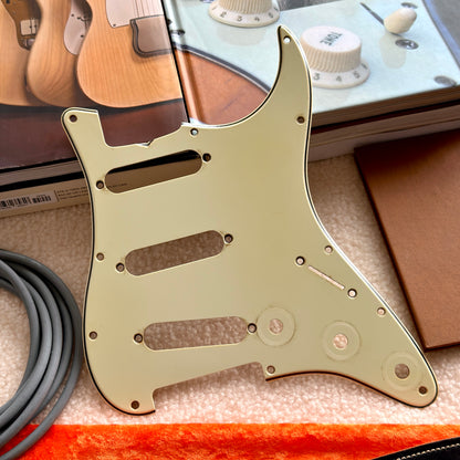 1964 Strat® Pickguard in Mint