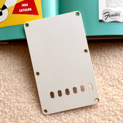 Vintage Strat® Back Plate in White