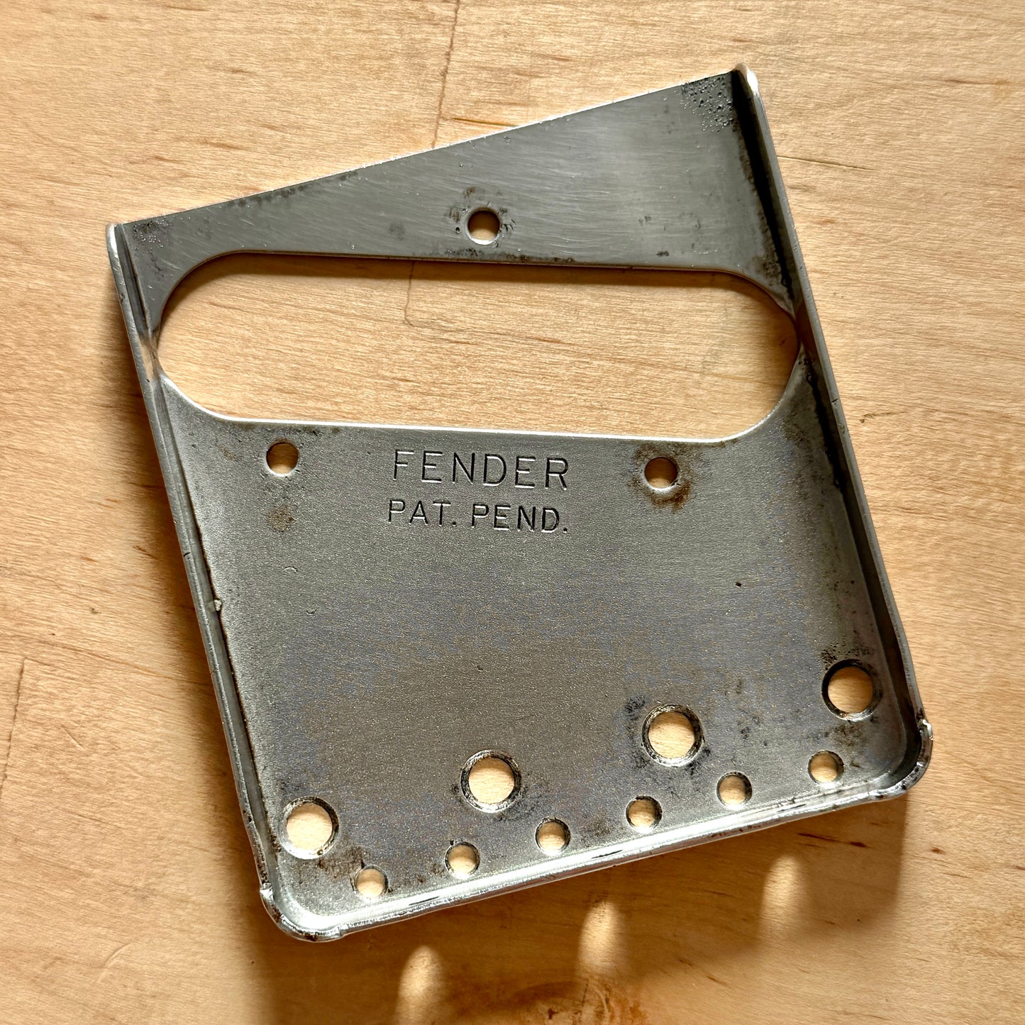 Tele® Pat Pend ブリッジプレート（オプションのシリアルナンバー）
