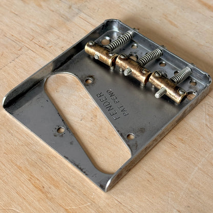 1950 Tele®ブラスサドル