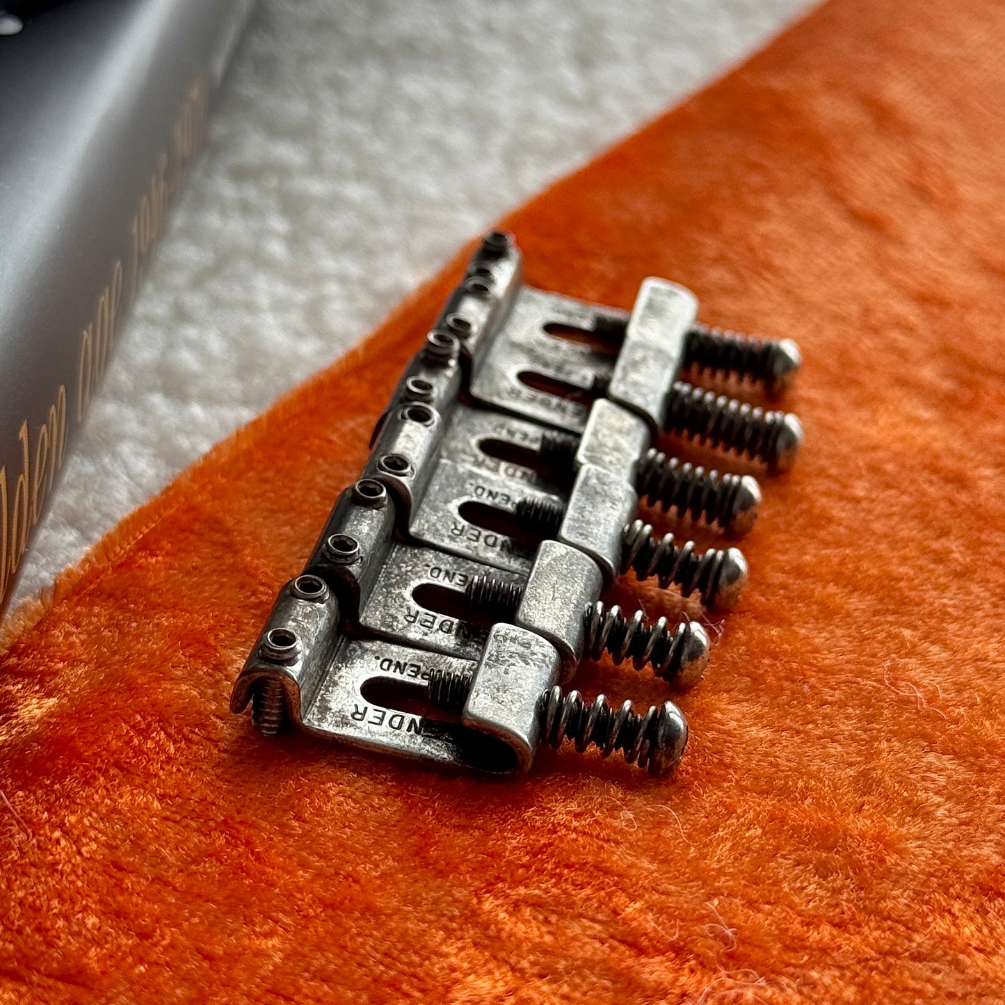 ONE OFF • Fender® Pat Pend Strat® Saddles