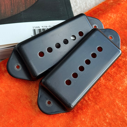 バースト・酪酸 P90 ドッグイヤー ピックアップカバー ブラック