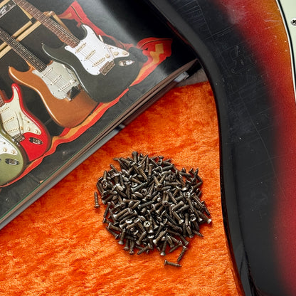 60年代 Fender® ピックガード・スクリュー