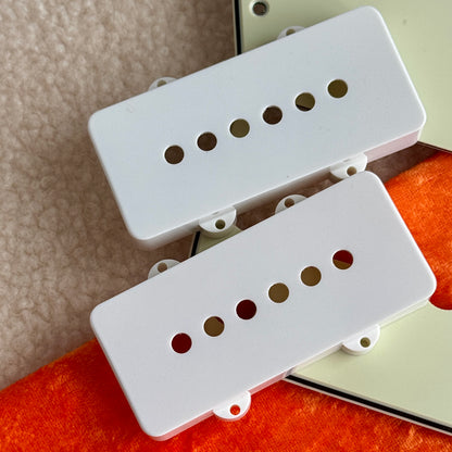 Jazzmaster®ピックアップカバー（ホワイト）