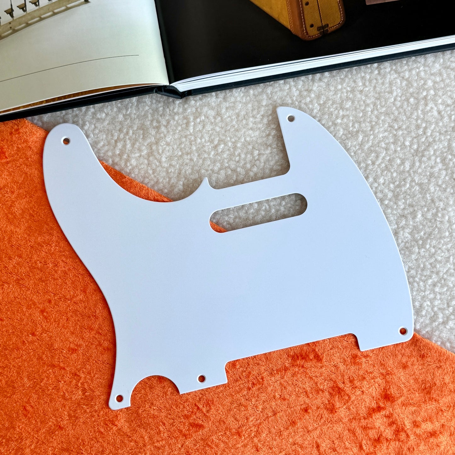 LEFTY 1958 Tele® ピックガード（ホワイト）