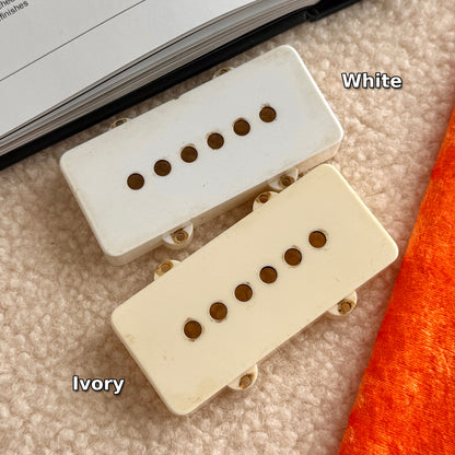 Jazzmaster®ピックアップカバー（ホワイト）